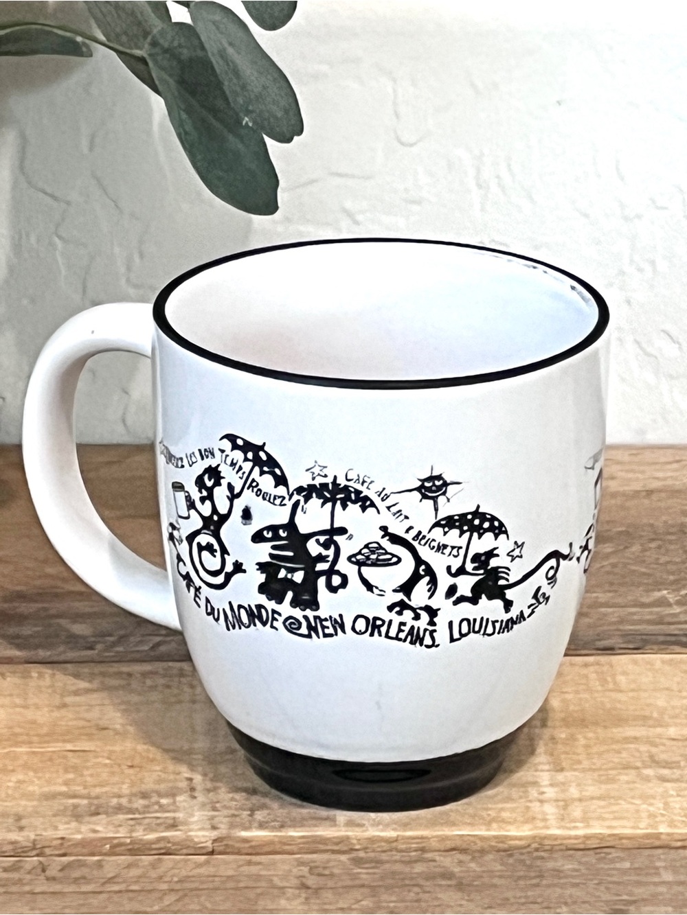 Rare Vtg Café Du Monde New Orleans Whimsical Lizard Folk Art Souvenir Mug - Picture 2 of 4